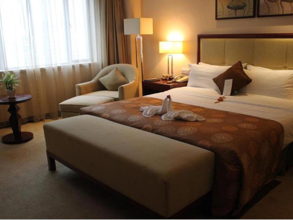 Maison New Century Hotel Ningbo Eksteriør bilde